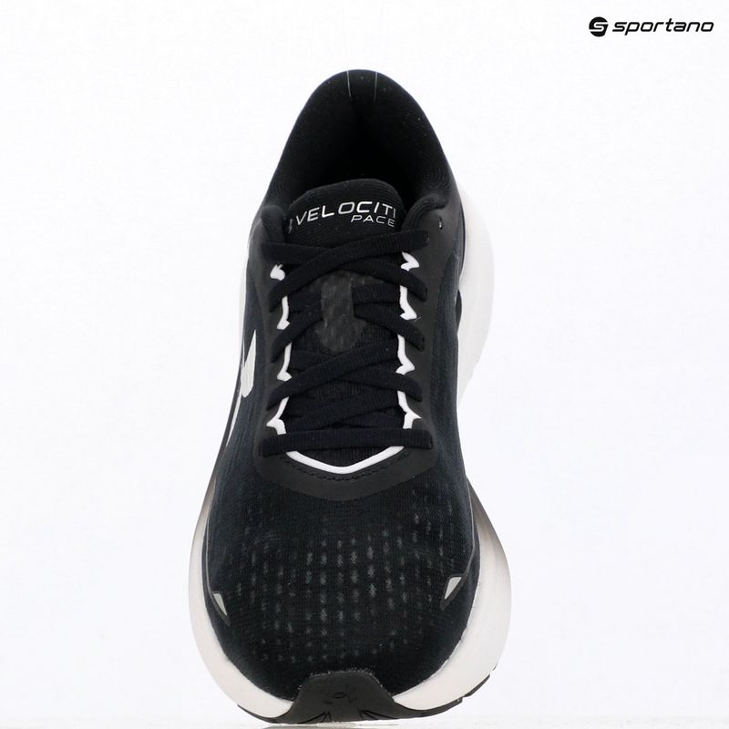Dámske bežecké topánky Under Armour Velociti Pace black/black/metallic silver 3
