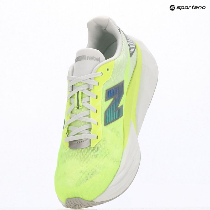 Pánske bežecké topánky   New Balance FuelCell Rebel V5 afterglow/deep end 9