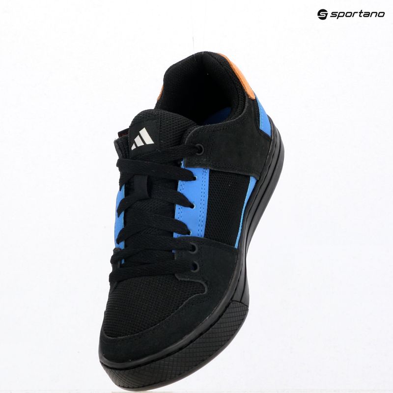 Pánske cyklistické topánky na platformové pedále adidas FIVE TEN Freerider core black/off white/ray blue 9
