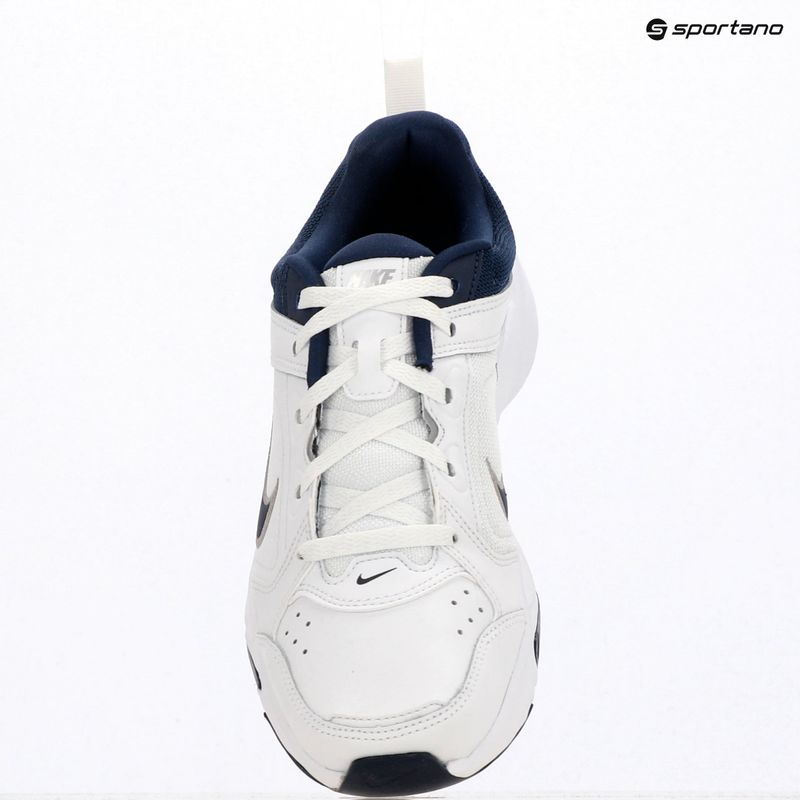 Pánske tréningové topánky Nike Defy All Day white/metallic silver/midnight navy 10