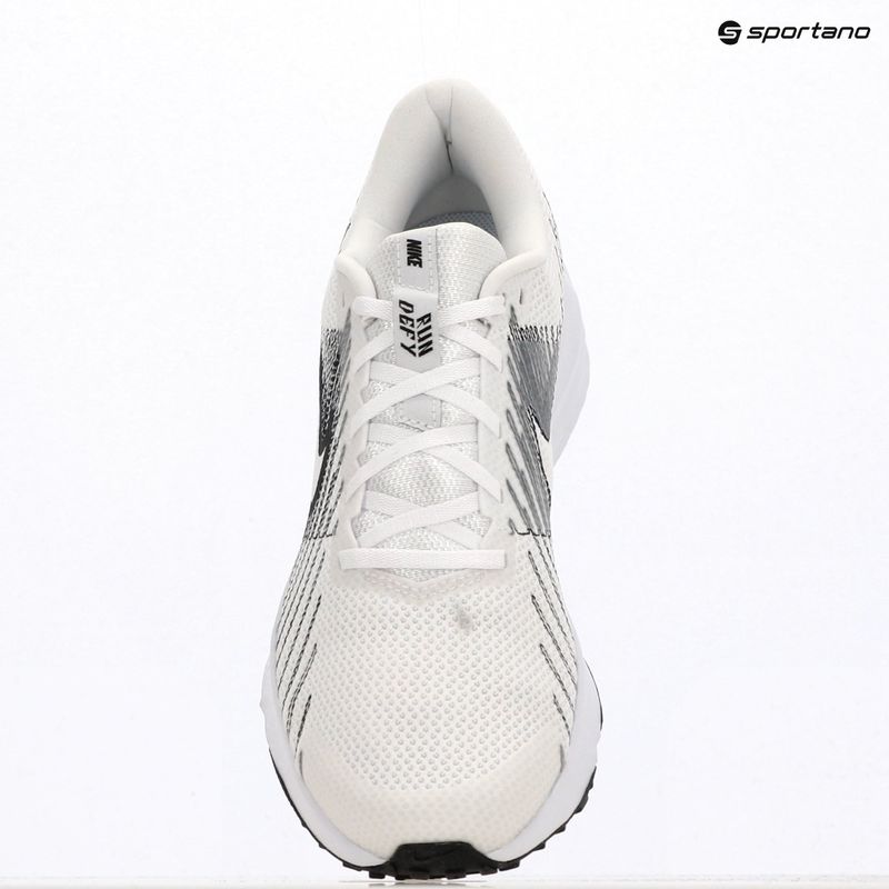 Pánske bežecké topánky Nike Run Defy white/black 6