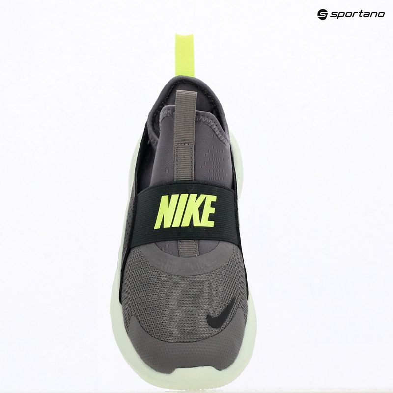 Detské topánky Nike Flex Runner 4 pencil point/black/volt ice/anthracite 6