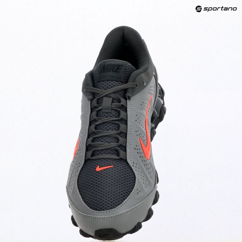 Pánske topánky Nike Nike Reax 8 smoke grey/black/bright crimson 6