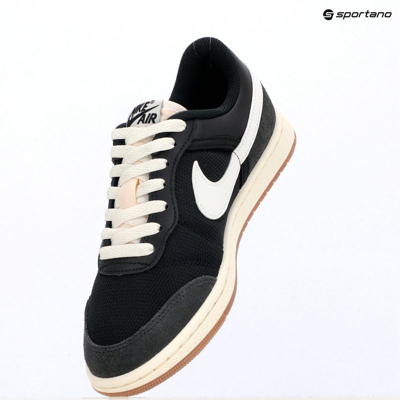 Dámske topánky Nike Air Jordan Skyline Low black/sail/gum med brown/summit white 6