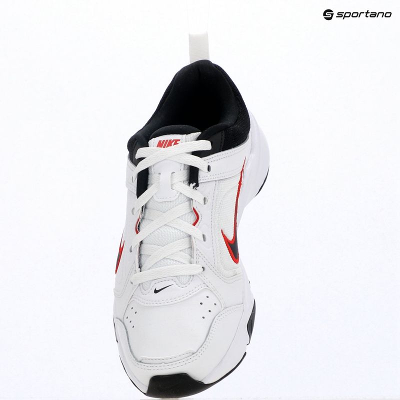 Pánske tréningové topánky Nike Defy All Day white/university red/black 17