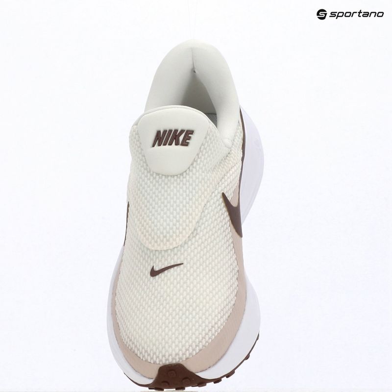 Dámske bežecké topánky Nike Revolution 8 EasyOn phantom/white/silt red/tattoo 14