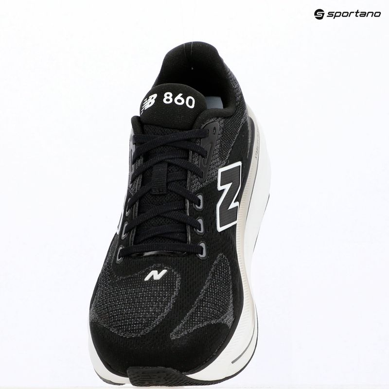 Pánske bežecké topánky   New Balance Fresh Foam 860's V15 black/ 103 white 13