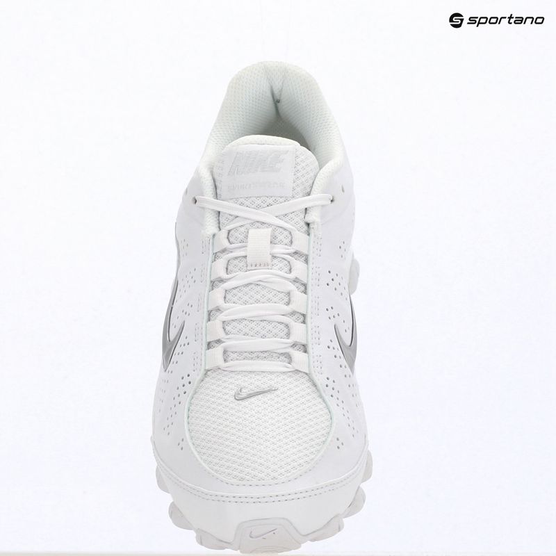 Dámske topánky Nike Reax 8 LTR white/pure platinum/metallic silver 13