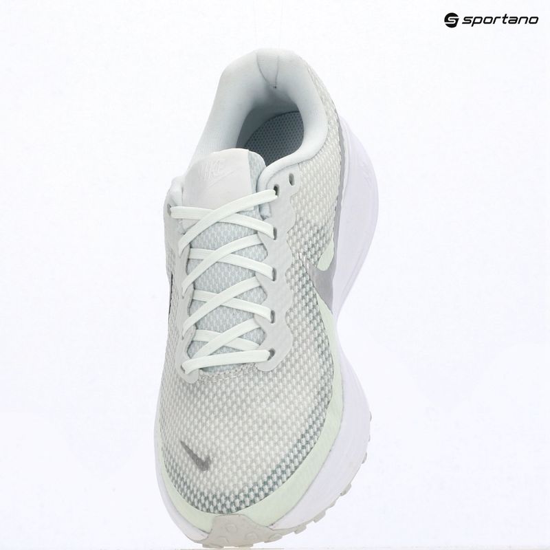 Dámske bežecké topánky Nike Revolution 8 off white/barely green/metallic silver 15