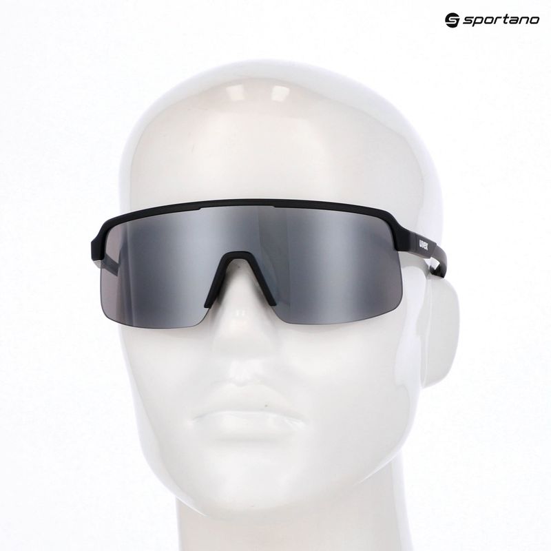 Slnečné okuliare Uvex Dyrt black matt/mirror silver 7
