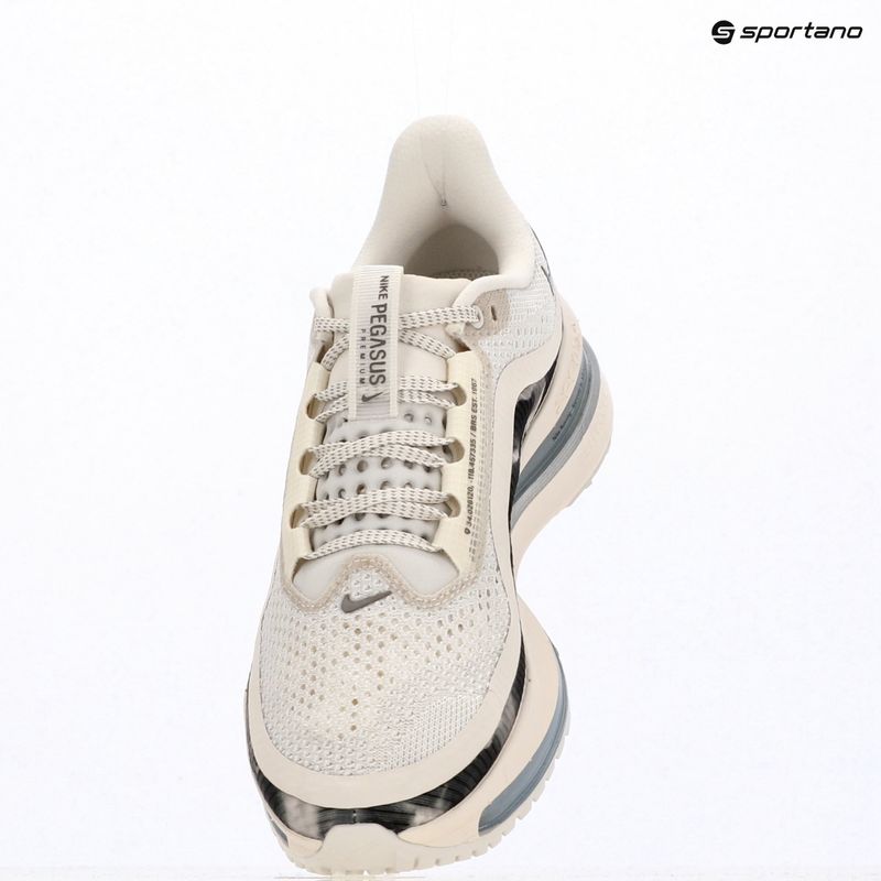 Dámske bežecké topánky Nike Pegasus Premium SE phantom/anthracite/pencil point 16