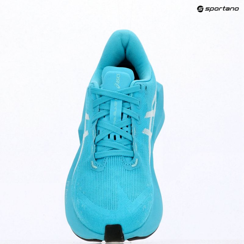 Dámske bežecké topánky ASICS Novablast 6 energy aqua/white 9