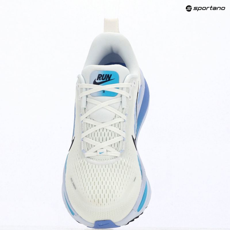 Dámske bežecké topánky Nike Vomero 18 white/blue fury/midnight navy 9
