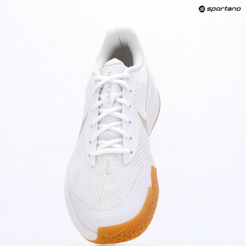 Pánske tenisové topánky Nike Vapor Lite 3 White/Summit White/Light Orewood Brown 9
