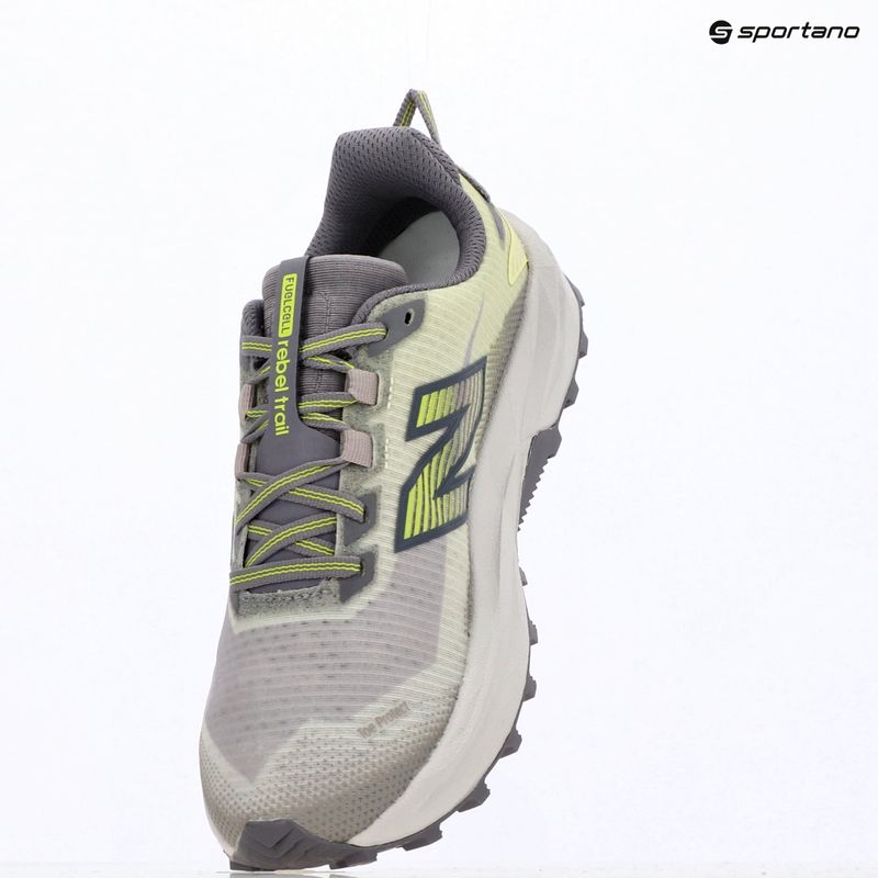 Dámske bežecké topánky New Balance Rebel V1 grey 9