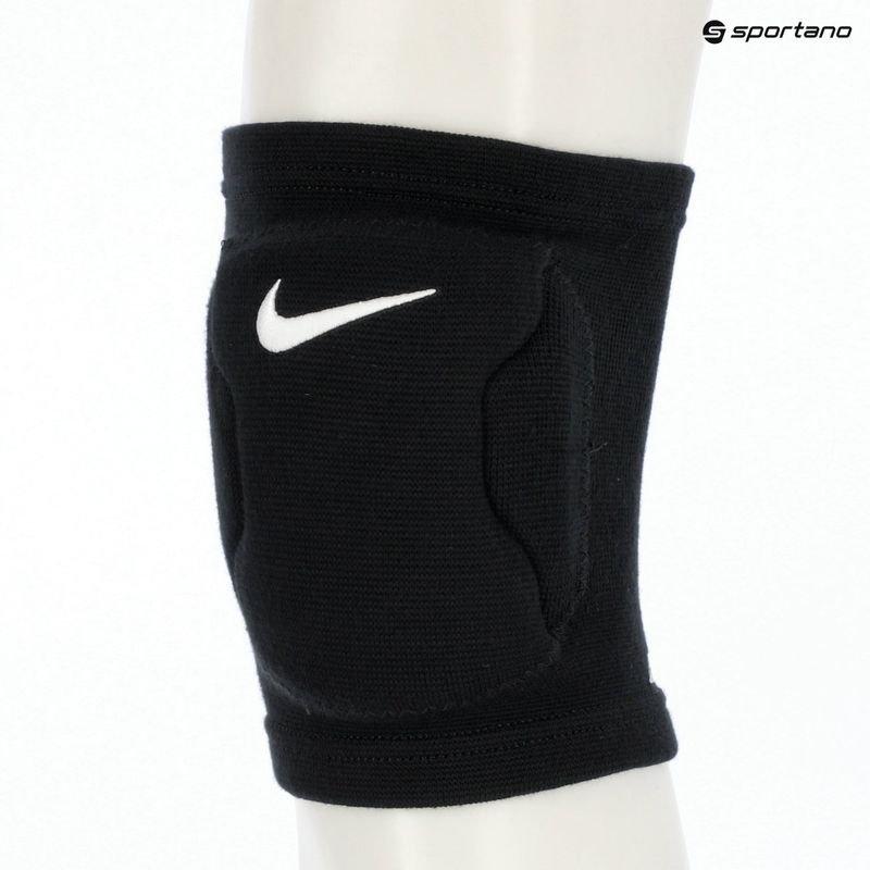 Volejbalové chrániče kolien Nike Streak čierne 4