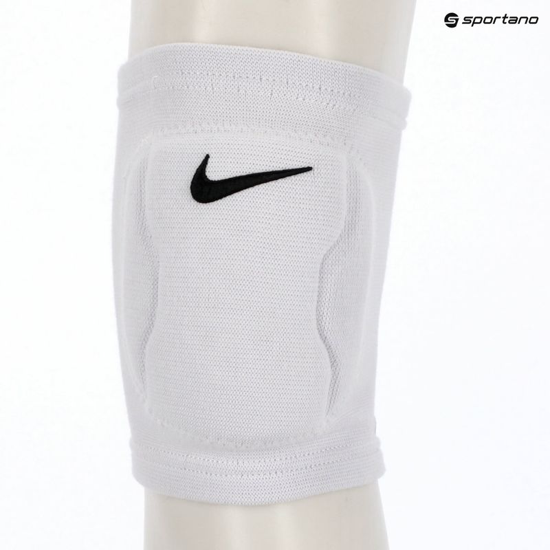 Volejbalové chrániče kolien Nike Streak biele 4