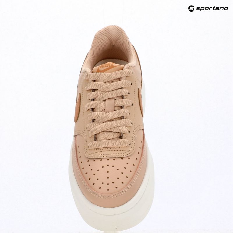 Dámske topánky Nike Court Vision Alta shimmer/sail/light cognac 8