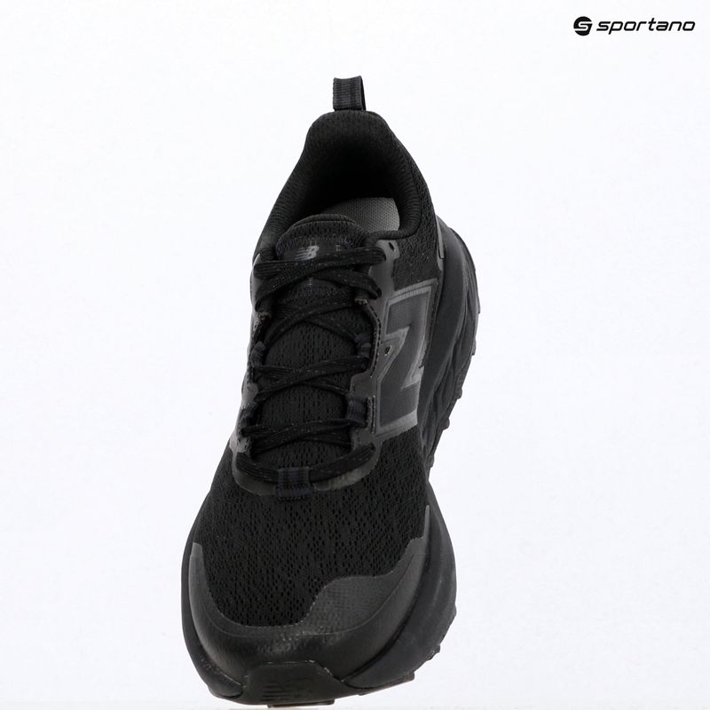 Pánske bežecké topánky New Balance Fresh Foam Garoe V2 black/dark night/neo flame 7