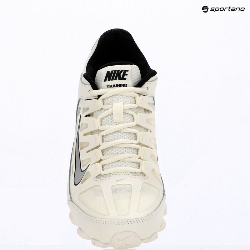 Dámske tréningové topánky Nike Reax 8 TR sail/phantom/black/metallic silver 8
