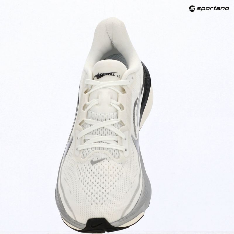Dámske bežecké topánky Nike Pegasus 42 summit white/sail/black/metallic silver 16