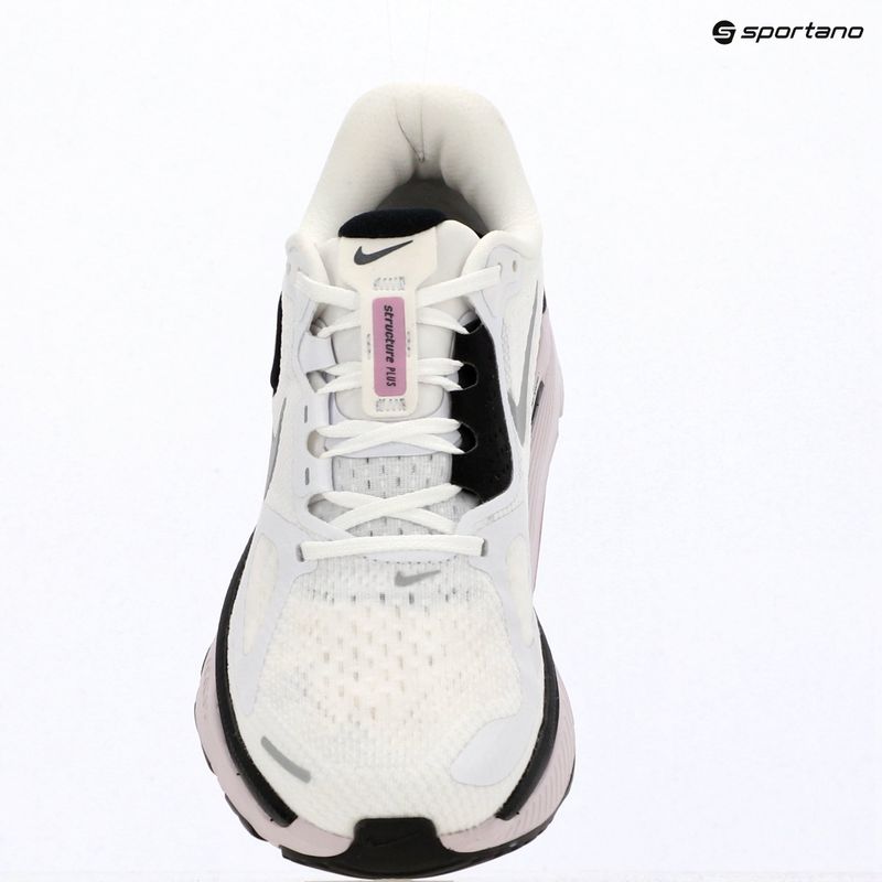 Dámske bežecké topánky Nike Structure Plus white/black/metallic silver 14