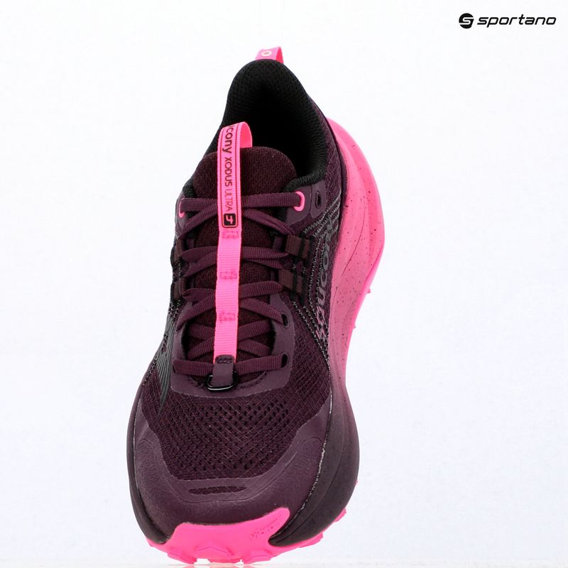 Dámske bežecké topánky Saucony Xodus Ultra 4 eggplant/shock 11