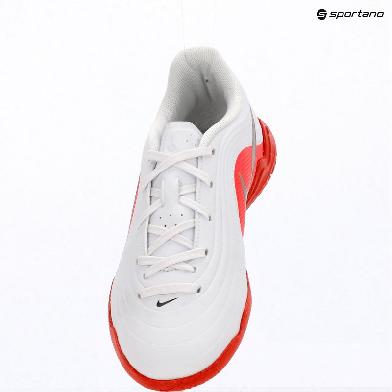 Detské kopačky Nike Jr. Tiempo Maestro Club white/bright crimson/blur 8