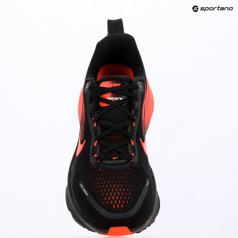 Pánske bežecké topánky Nike Vomero 18 black/university red/bright crimson 17