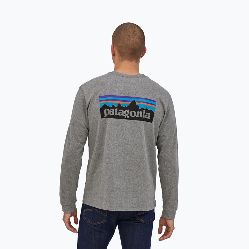 Pánske tričko longsleeve Patagonia P-6 Logo Responsibili gravel heather 2