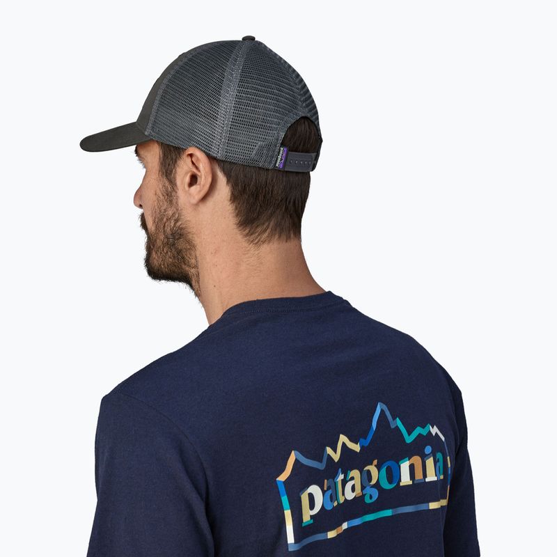 Patagonia P-6 Logo LoPro Trucker baseballová čiapka forge grey 4