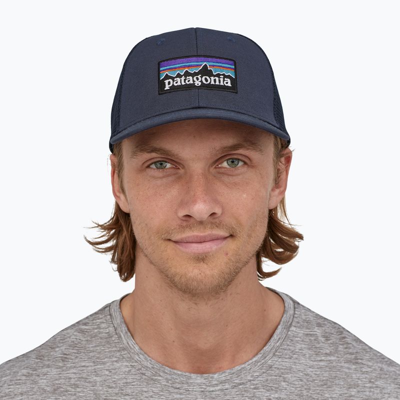 Šiltovka Patagonia P-6 Logo Trucker námornícka modrá 3