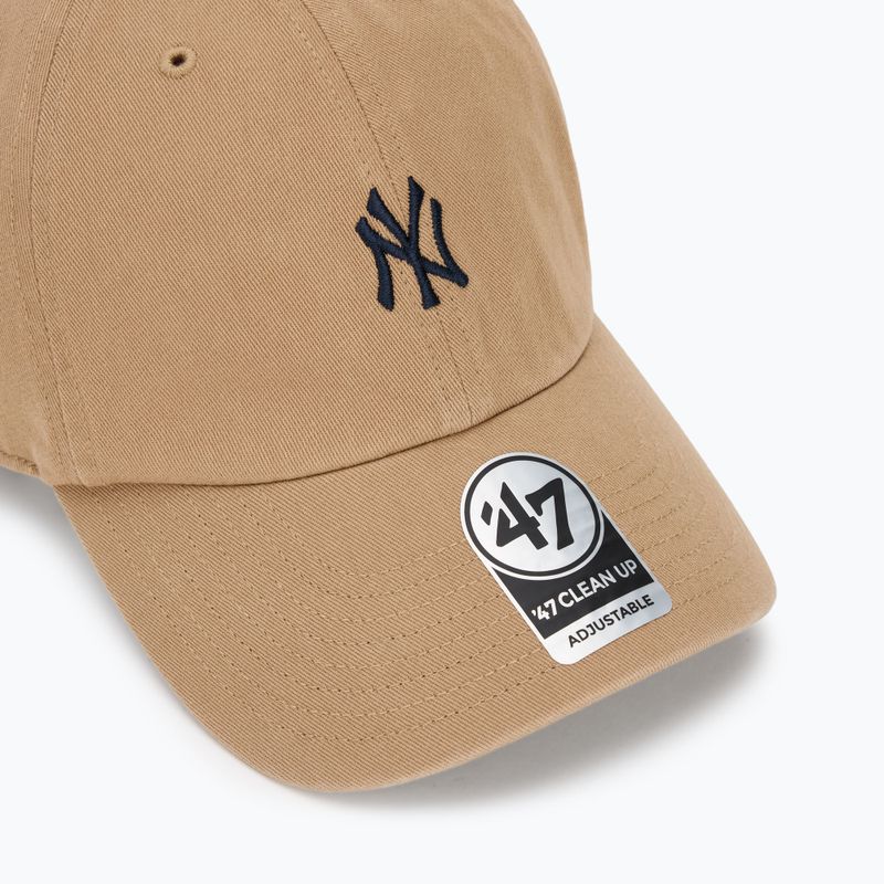 47 Značka MLB New York Yankees Base Runner čiapka CLEAN UP khaki 3