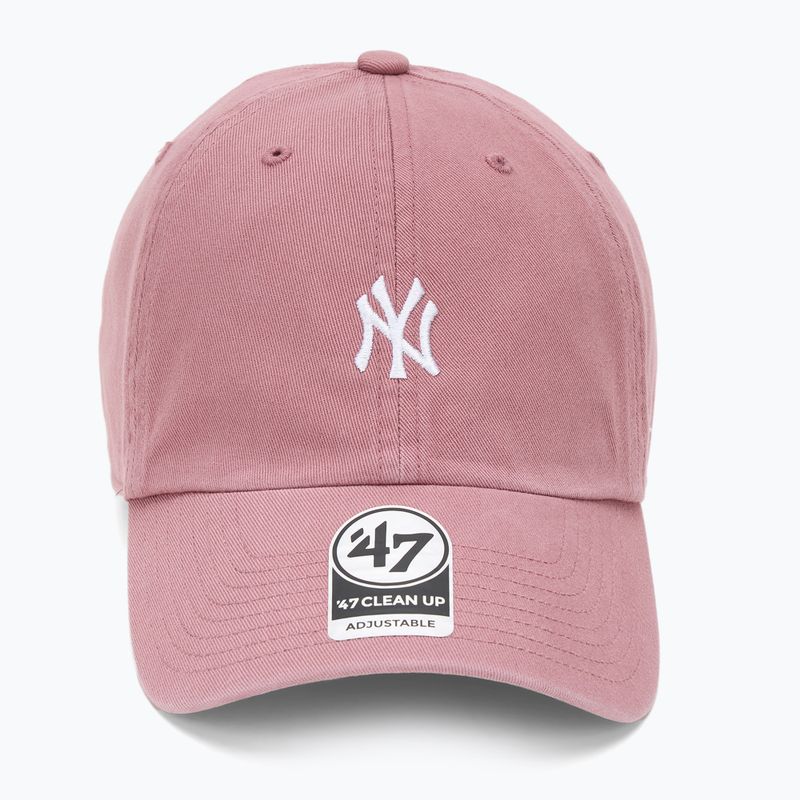 47 Značka MLB New York Yankees Base Runner čiapka CLEAN UP fialová 2