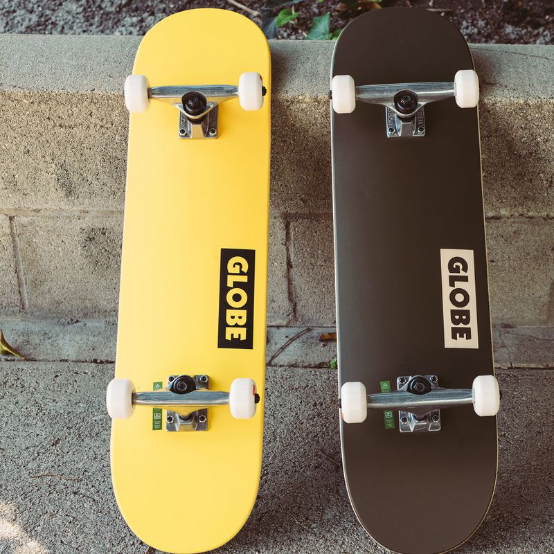 Klasický skateboard Globe Goodstock žltý 8
