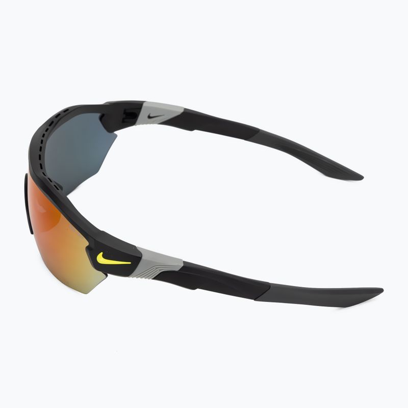 Pánske slnečné okuliare Nike Show X3 Elite L matná čierna/volt/poľný odtieň 4