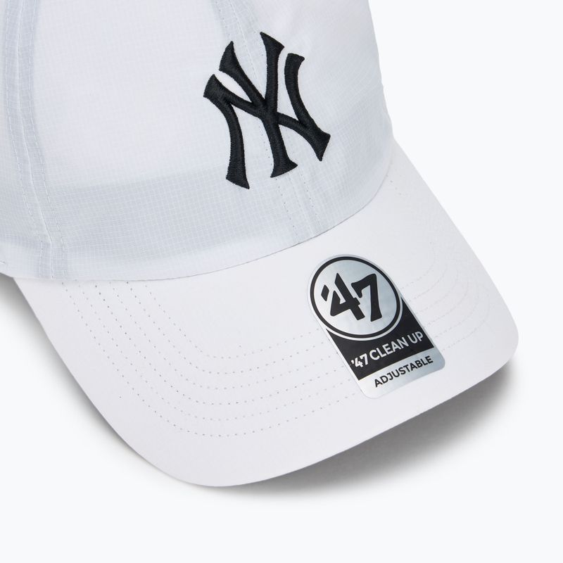 47 Značka New York Yankees Brrr CLEAN UP baseballová čiapka biela 3