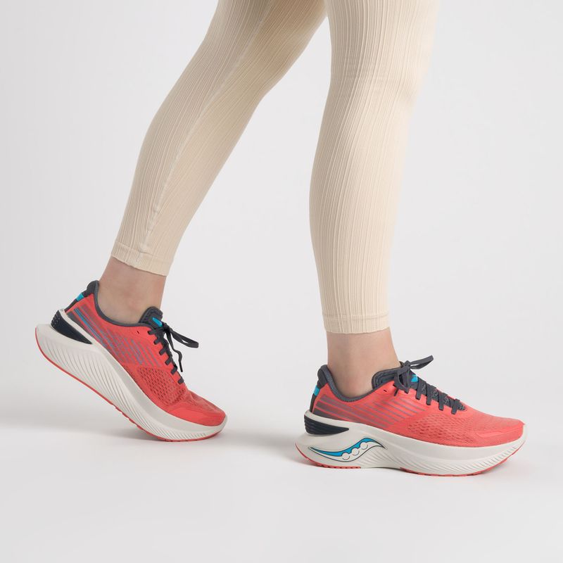 Dámska bežecká obuv Saucony Endorphin Shift 3 oranžová S1813 2