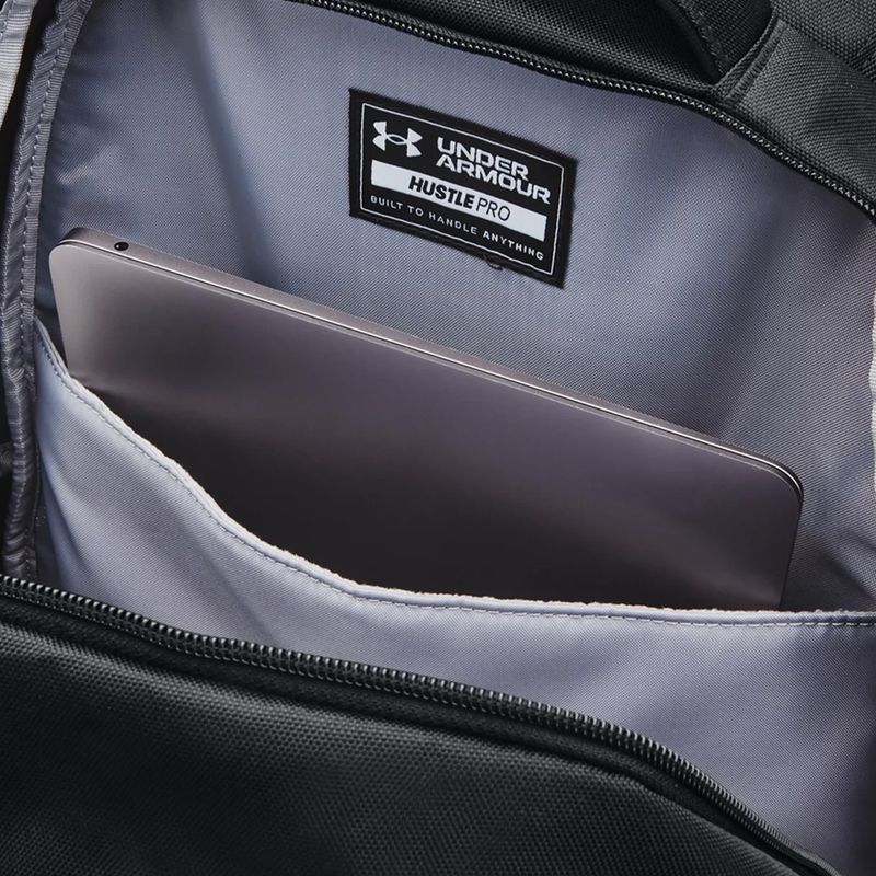 Under Armour Hustle Pro mestský batoh čierna 1367060 4