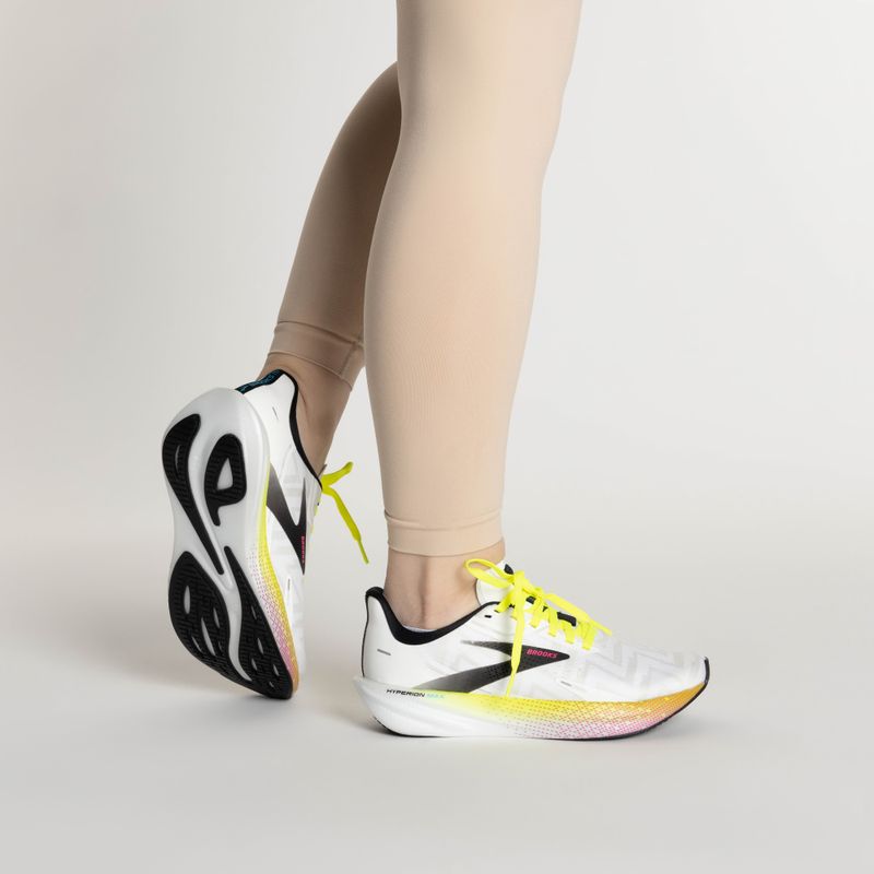Dámska bežecká obuv Brooks Hyperion Max white/black/nightlife 2