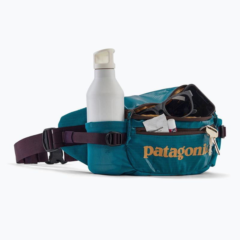 Patagonia Black Hole Waist Pack 5 l modré vrecko na nosenie 5