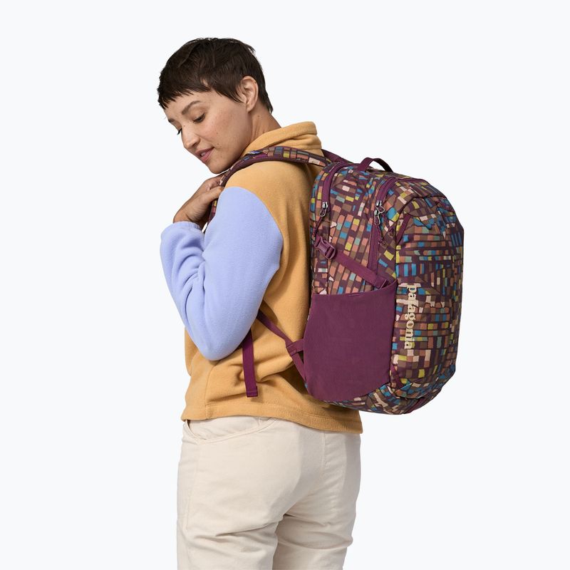 Turistický batoh Patagonia Refugio Day Pack 26 l fitz roy patchwork/night plum 4