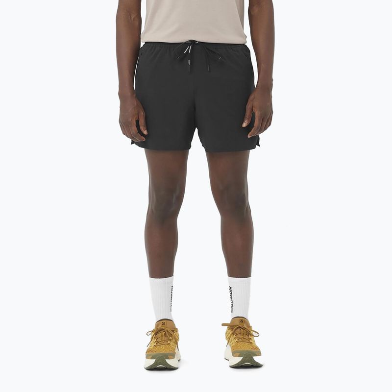 Pánske bežecké šortky Salomon SHAKEout Core 5" deep black