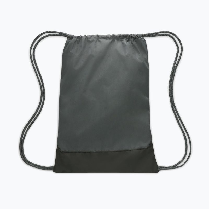 Vak Nike Brasilia 9.5 18 l iron grey/black/white 2