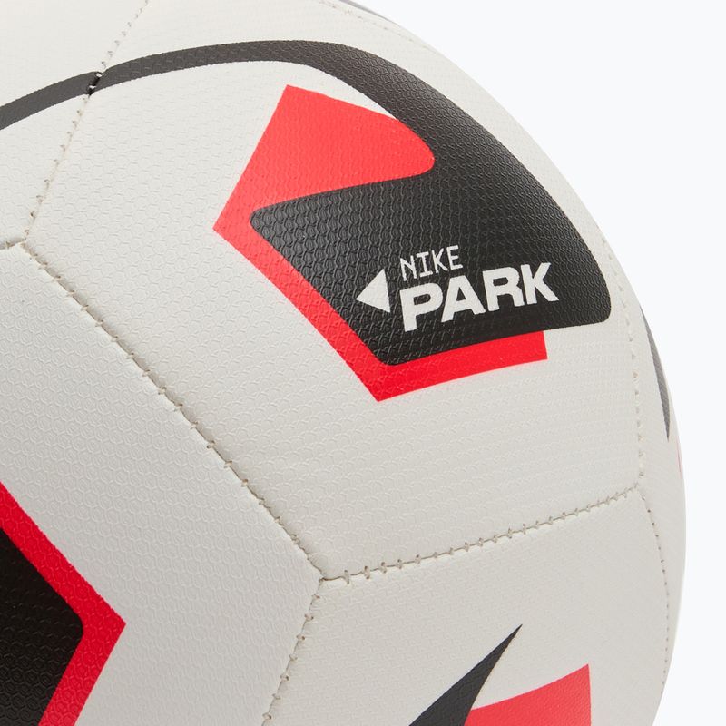 Nike Park Team 2.0 futbal biela/jasne purpurová/čierna veľkosť 4 3