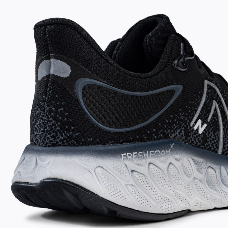 Pánska bežecká obuv New Balance 18V12 čierna NBM18B12.D.85 8