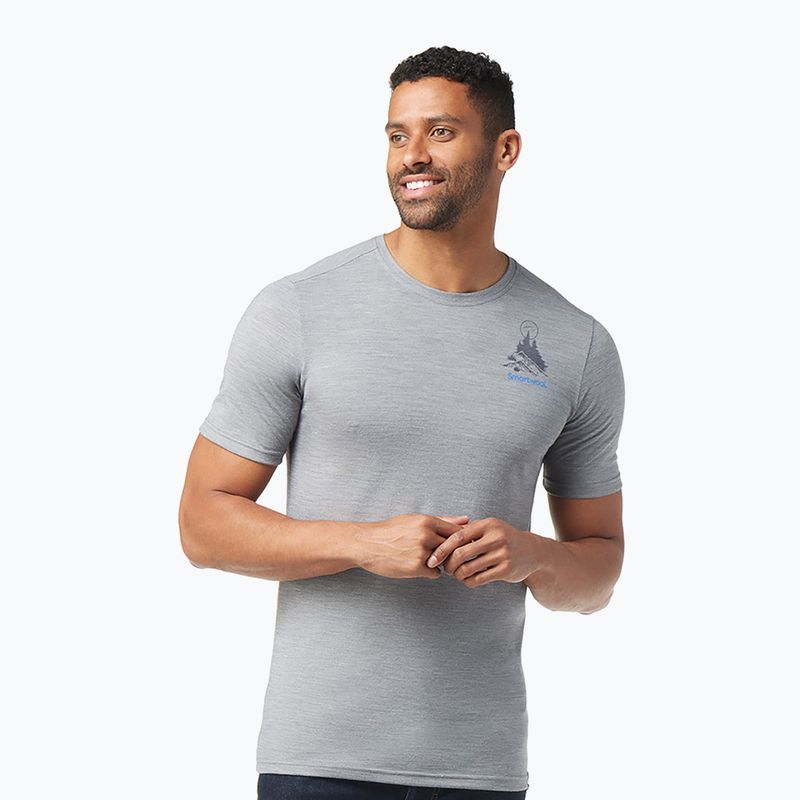 Pánske tričko Smartwool Wilderness Summit Graphic Tee svetlosivé 16673