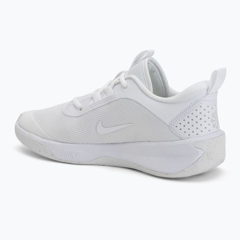 Detské topánky Nike Omni Multi-Court white/pure platinum/white 3