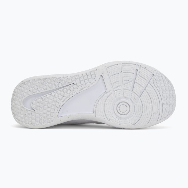 Detské topánky Nike Omni Multi-Court white/pure platinum/white 4