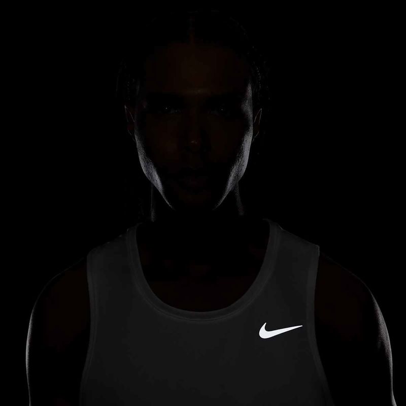 Pánske bežecké tričko Nike Dri-Fit Miler white 6